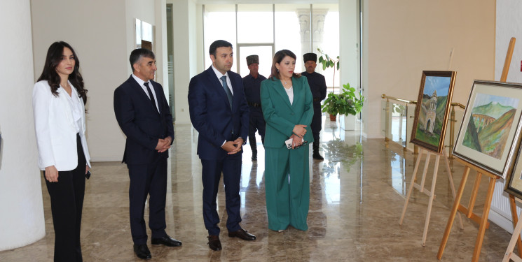 Gədəbəy Rayon İcra Hakimiyyəti və Mədəniyyət Nazirliyinin dəstəyi ilə Heydər Əliyev Mərkəzində “Sağlamlığın Qorunması” İctimai Birliyinin təşəbbüsü əsasında hazırlanan “Qaladan Qala – Gədəbəy: Tarixi Abidələr Diyarı” adlı sənədli filmin təqdimatı keçirilib.
