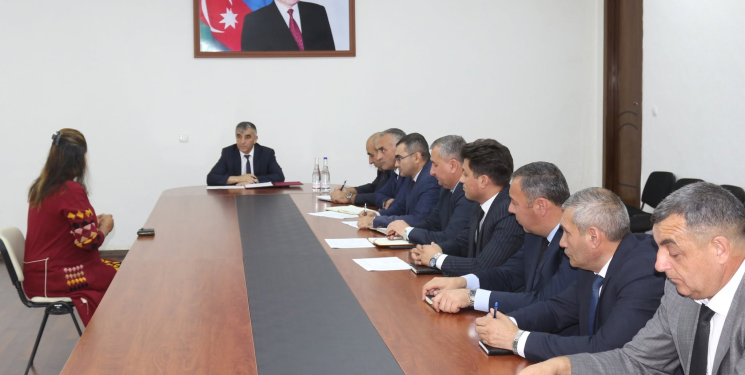 Rayon İcra Hakimiyyəti başçısının səlahiyyətlərini icra edən Natiq Nağıyev növbəti vətəndaş qəbulu keçirib